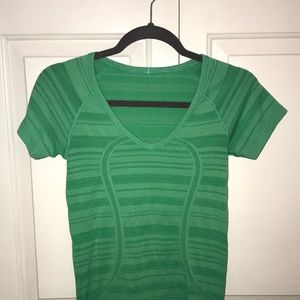 Lululemon Swiftly Tech Top